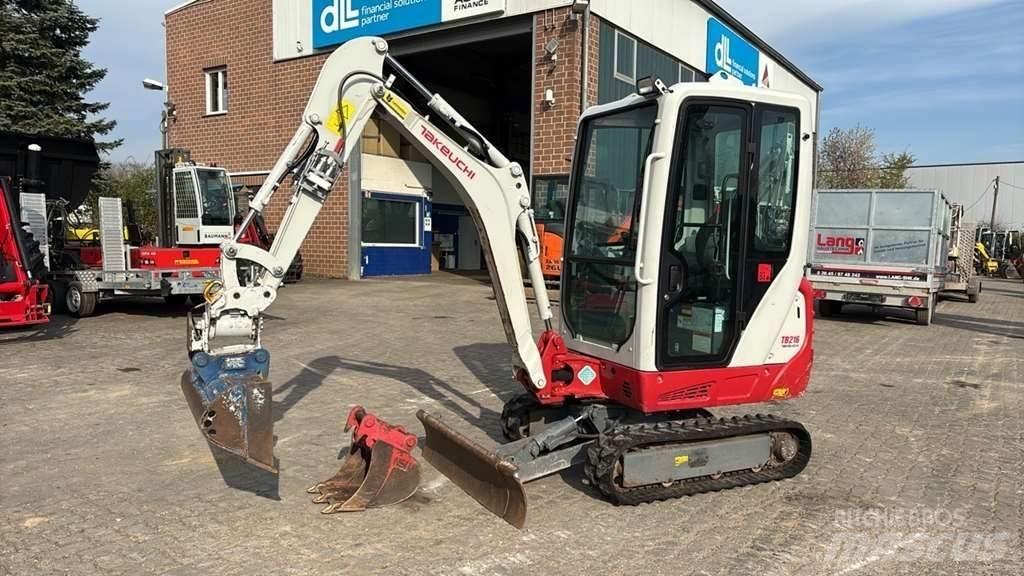 Takeuchi TB216 Мини екскаватори < 7 т