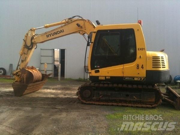 Hyundai R80-7 Средни екскаватори 7т - 12т