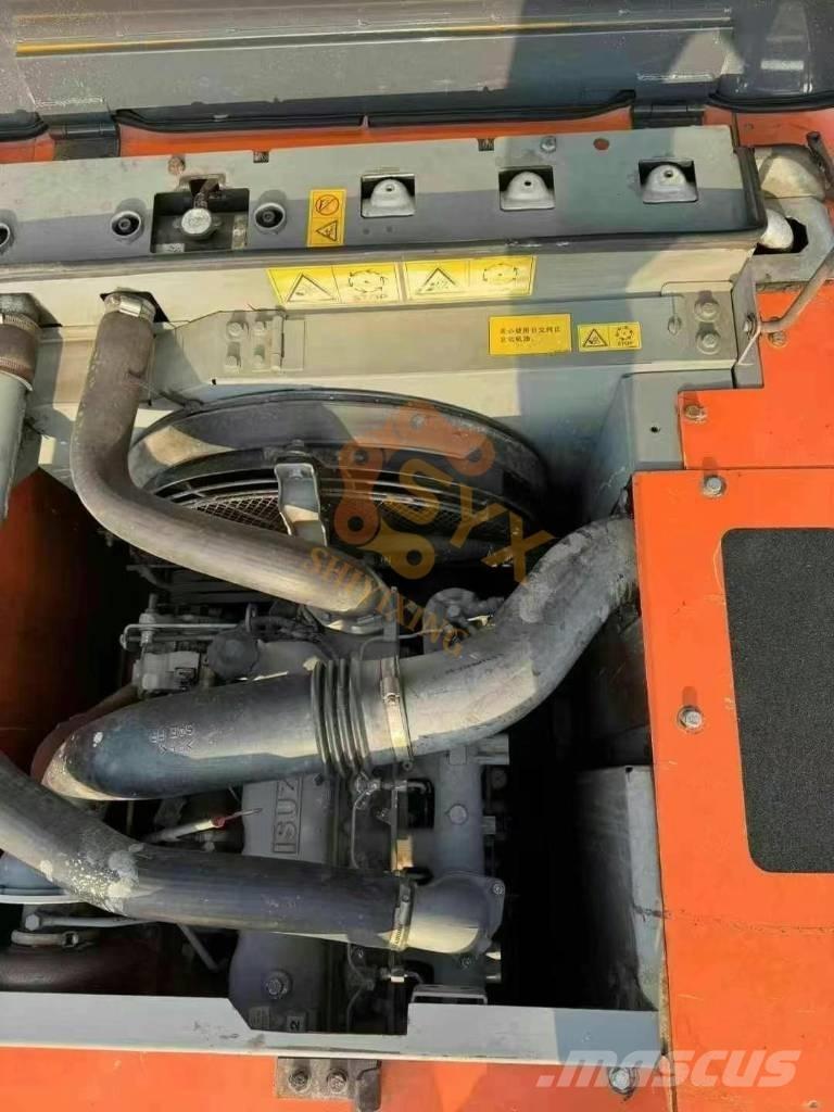 Hitachi ZX 200 Верижен екскаватор
