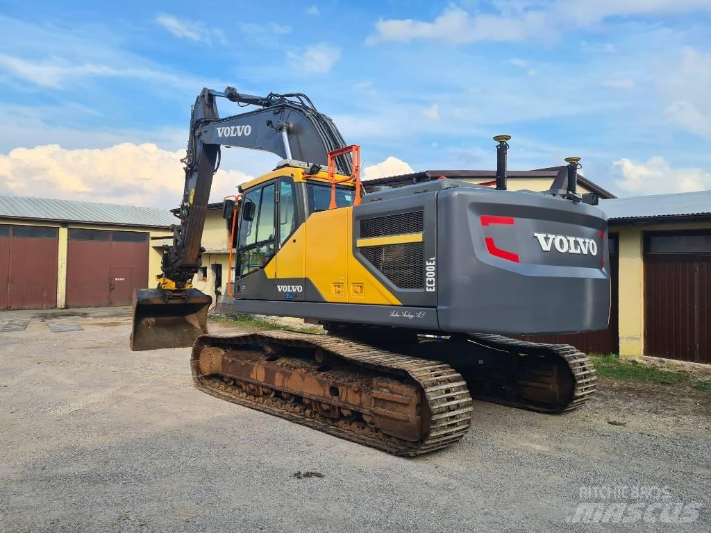 CAT 320 FL Верижен екскаватор
