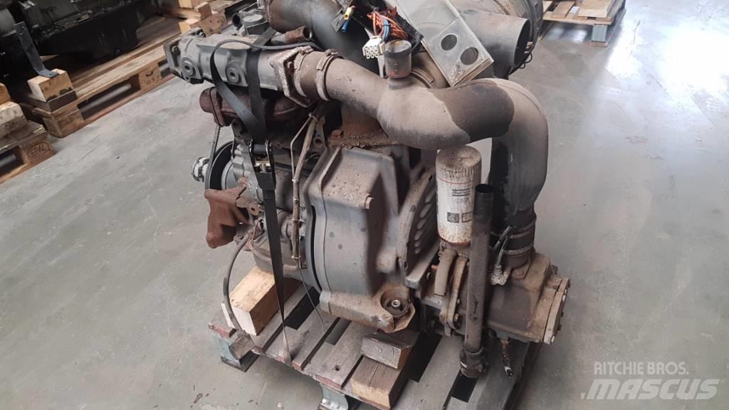 Deutz F2M2011 Двигатели
