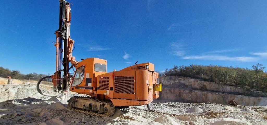 Tamrock PANTERA 800 Апаратура за повърхностна редова сеидба