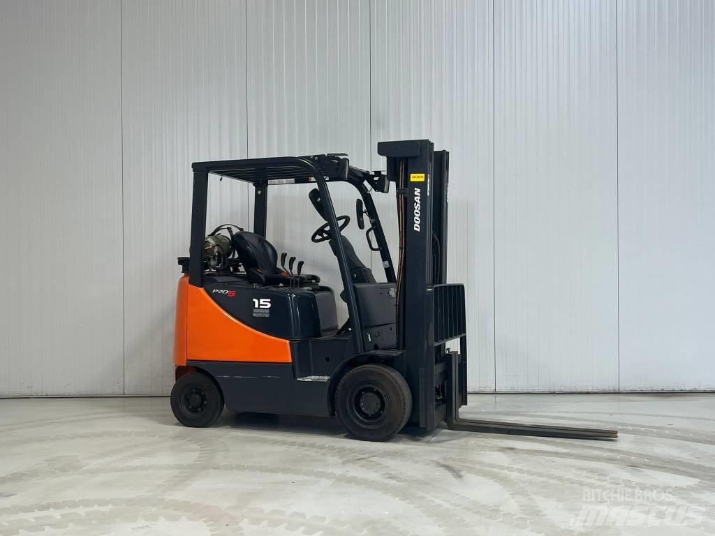 Doosan G15S-5 Камиони с АГУ