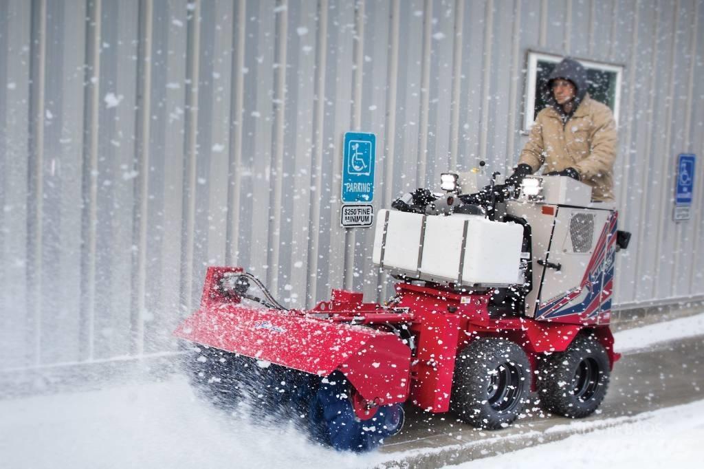 Ventrac 4500Y Трактори