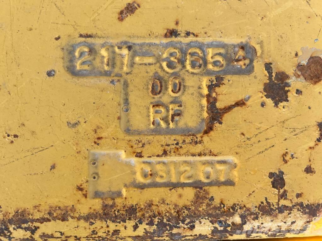 CAT D8R / D8T Други компоненти