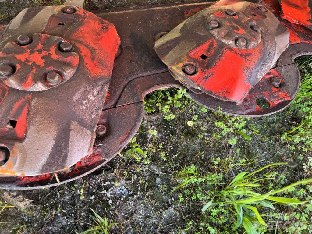 Kuhn GMD 4011-FF Косачки
