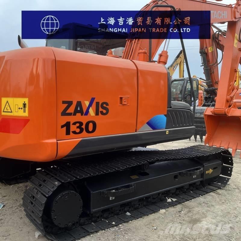 Hitachi ZX 130 Средни екскаватори 7т - 12т