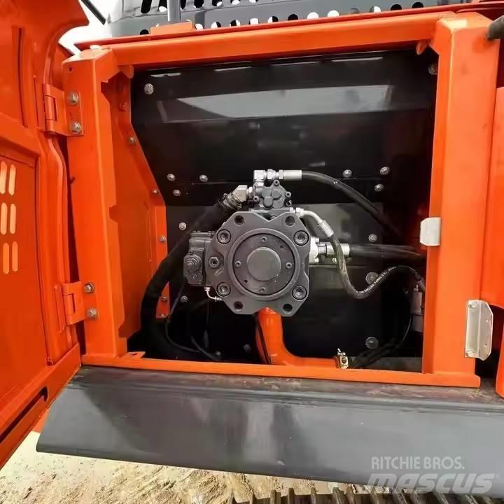 Doosan DX300LC Верижен екскаватор