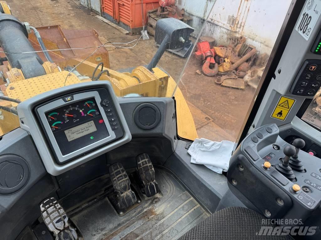 CAT 966 K Колесни товарачи