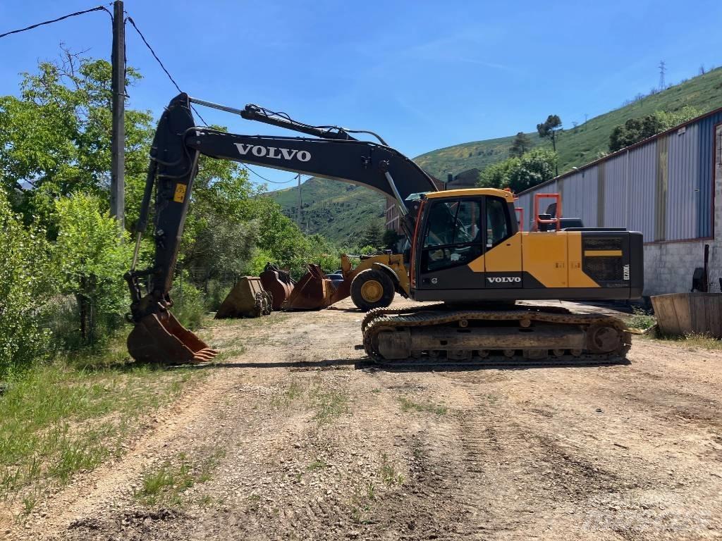 Volvo EC 220 E Верижен екскаватор