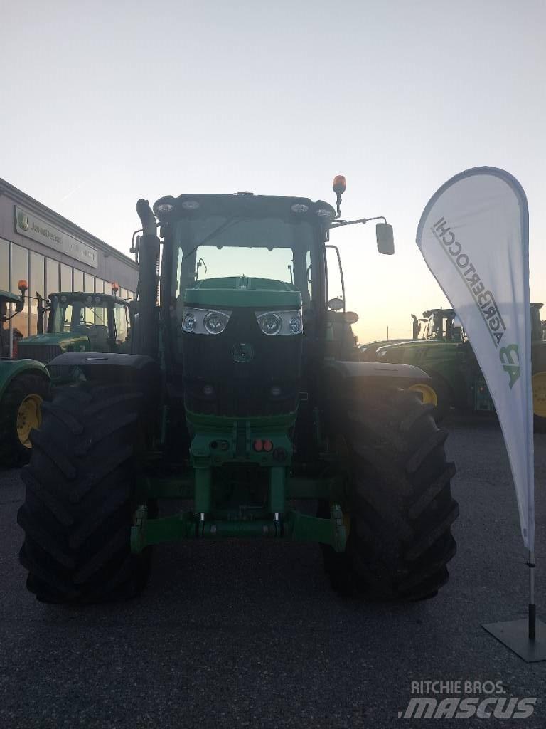 John Deere 6190 R Трактори