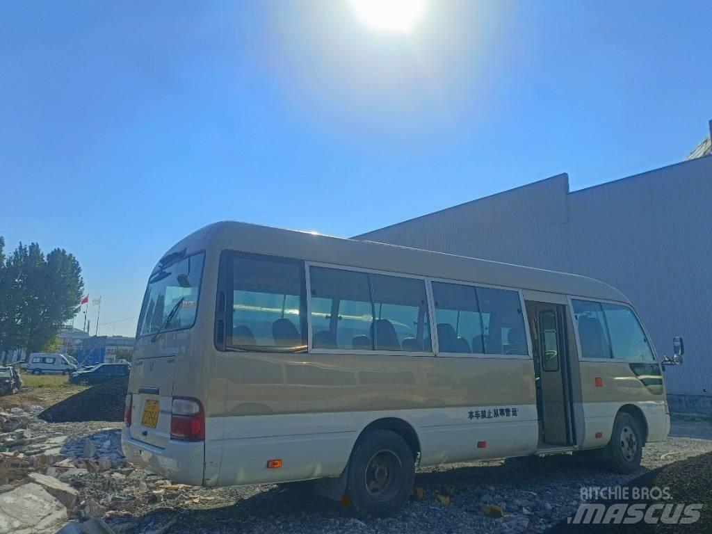 Toyota Coaster Bus Мини бусове