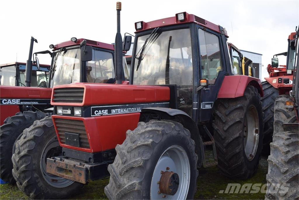 Case IH 956 XL Трактори