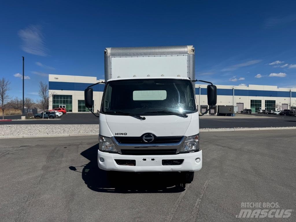 Hino 155 Каросерии