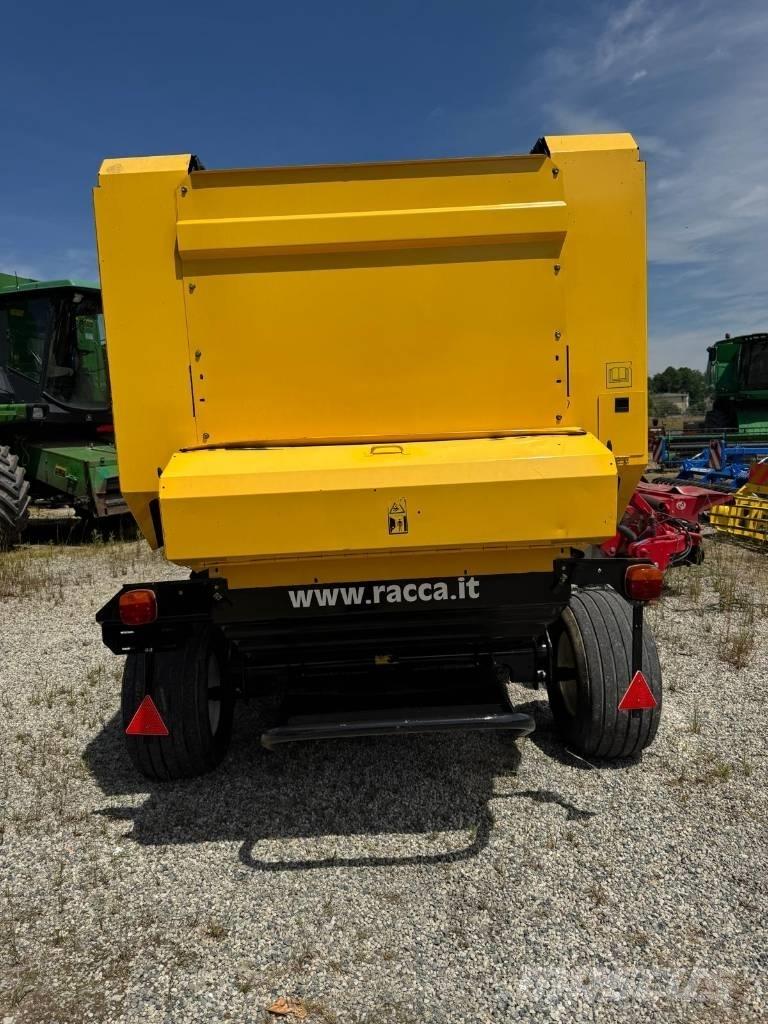New Holland BR 7060 Сламопреси за кръгли бали
