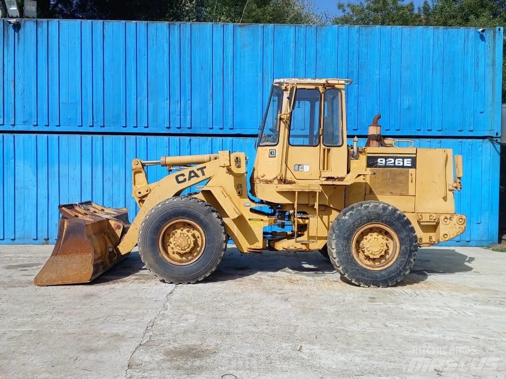 CAT 926 E Колесни товарачи