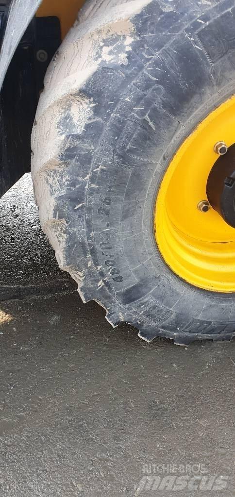 JCB 3 CX Contractor Товарач със заден ексватор
