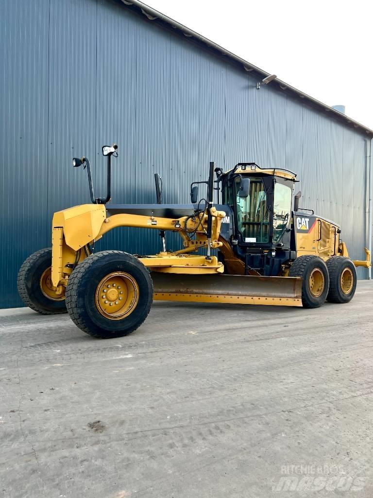 CAT 140M Грейдери