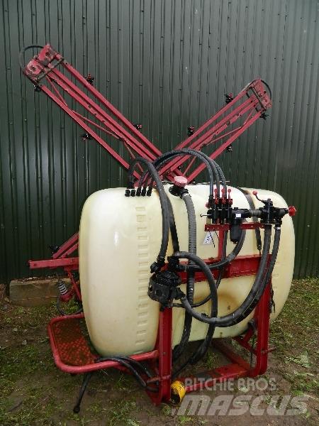 Hardi 900 Прикачни пръскачки
