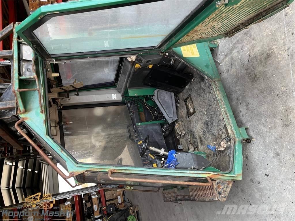 Timberjack 1270 Кабина