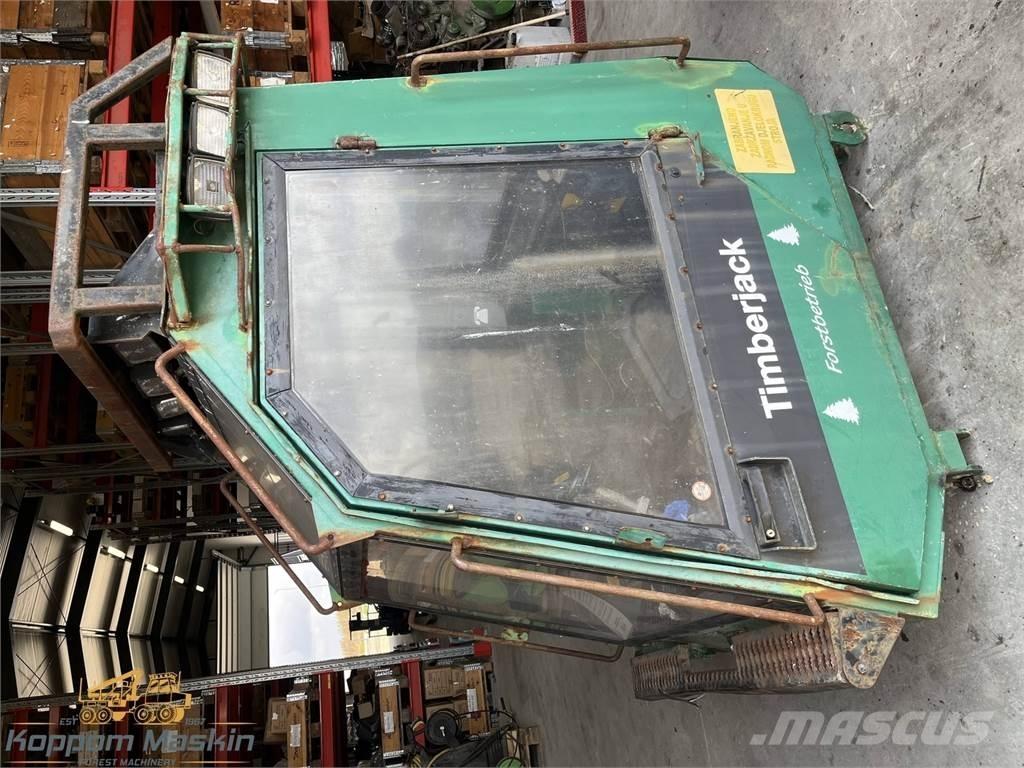 Timberjack 1270 Кабина