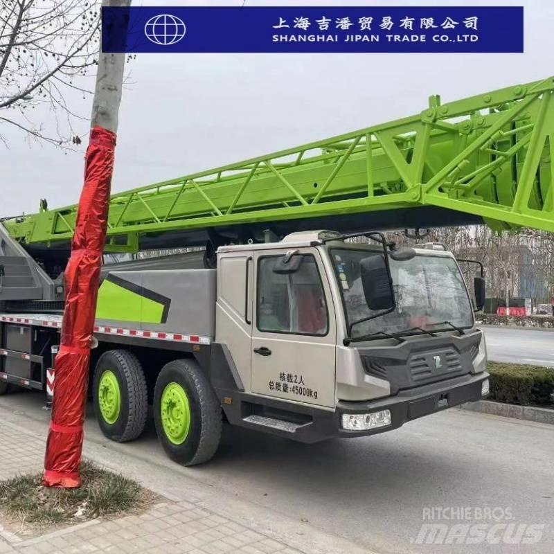 Zoomlion ZTC 700 V Всъдеходни кранове