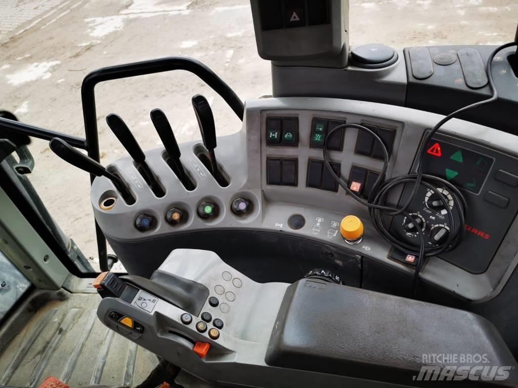 CLAAS Axion 840 Трактори