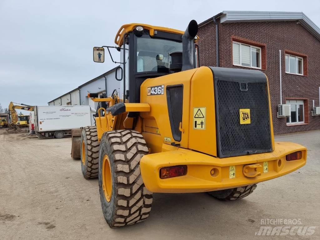 JCB 436 HT Колесни товарачи