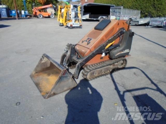 Ditch Witch SK 650 Мини товарачи
