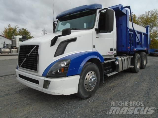 Volvo VNL Самосвал