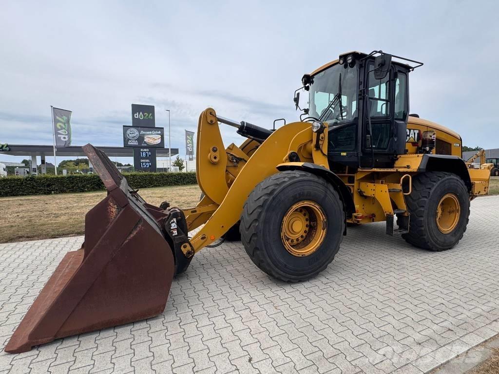 CAT 938 M Колесни товарачи