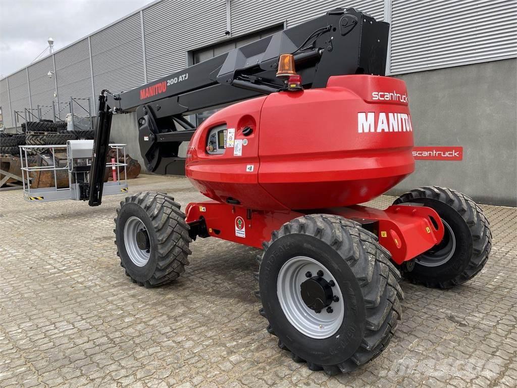 Manitou 200ATJ RC Съчленени стрелови подемници
