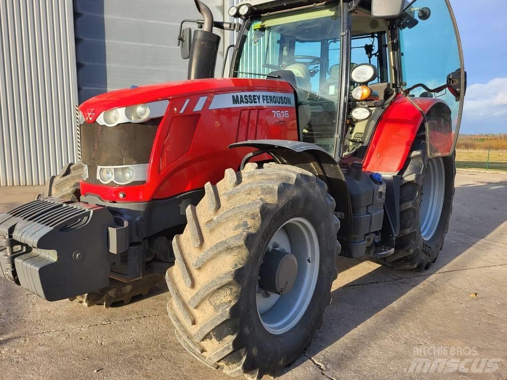 Massey Ferguson 7616 Трактори