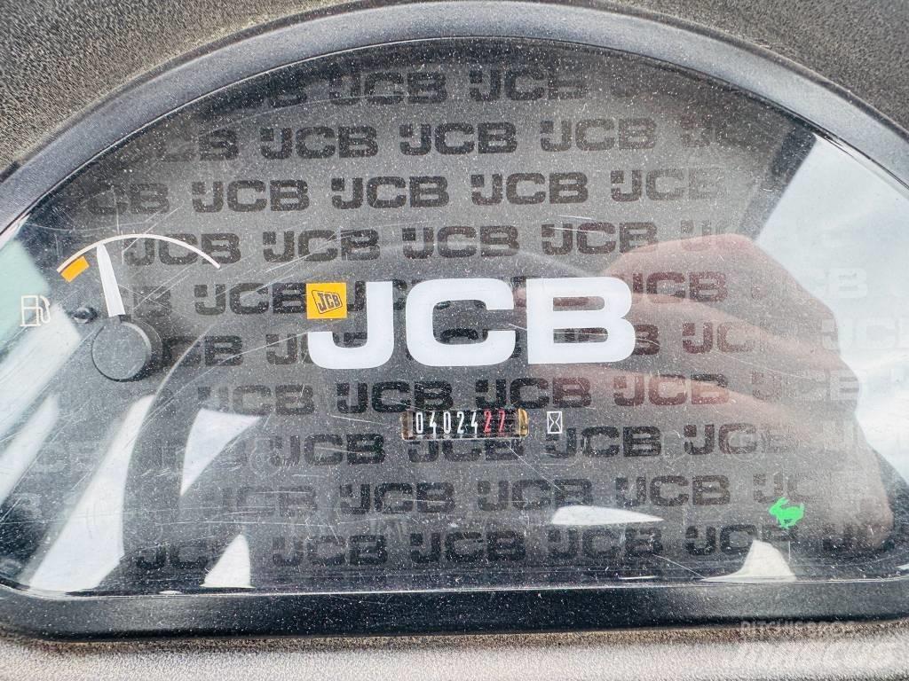 JCB 406 Колесни товарачи