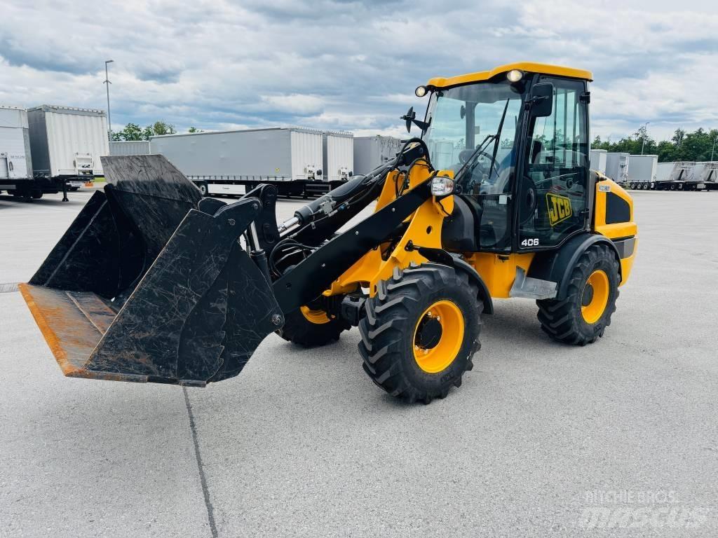 JCB 406 Колесни товарачи