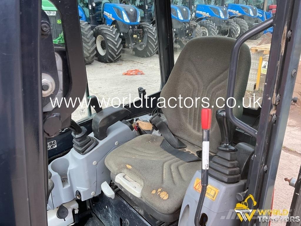 Kubota U 27-4 Мини екскаватори < 7 т