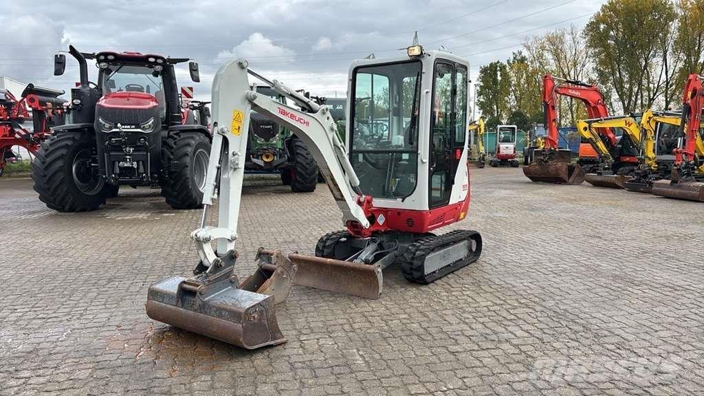 Takeuchi TB216 Мини екскаватори < 7 т