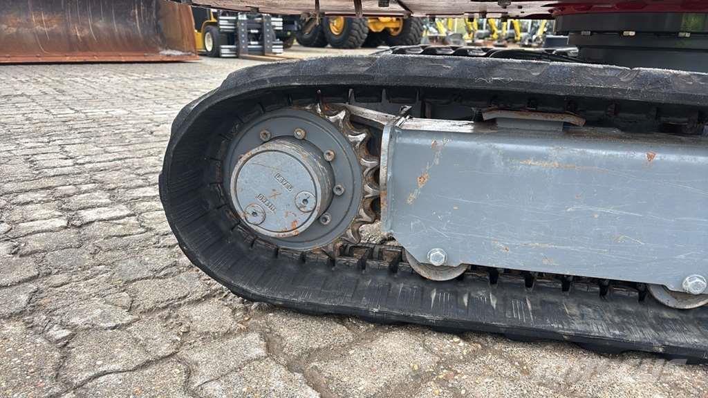 Takeuchi TB216 Мини екскаватори < 7 т