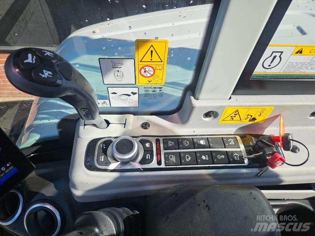 Takeuchi TB350R Demo Мини екскаватори < 7 т