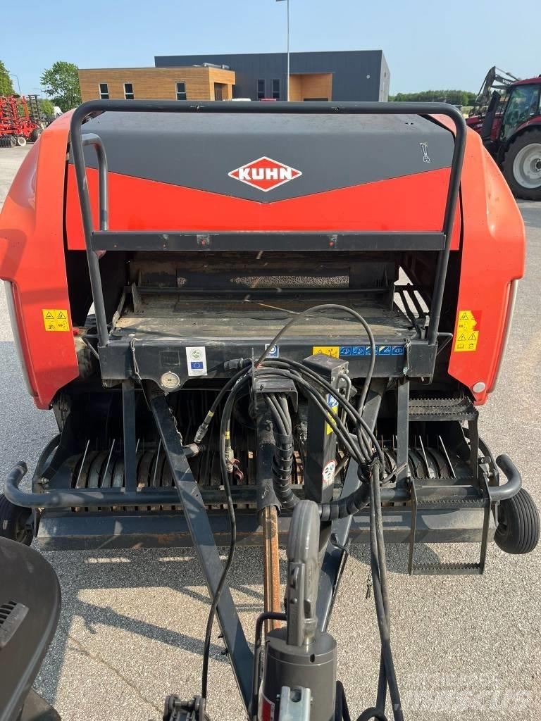 Kuhn FB 3135 Сламопреси за кръгли бали
