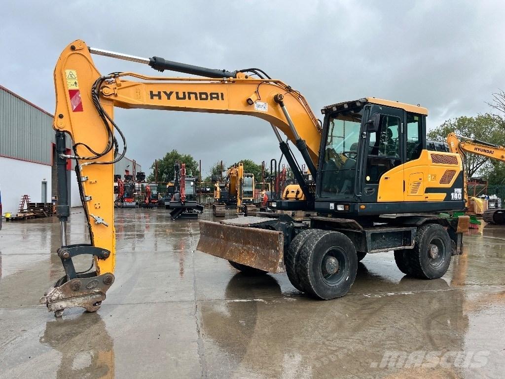 Hyundai HW140 Колесни екскаватори