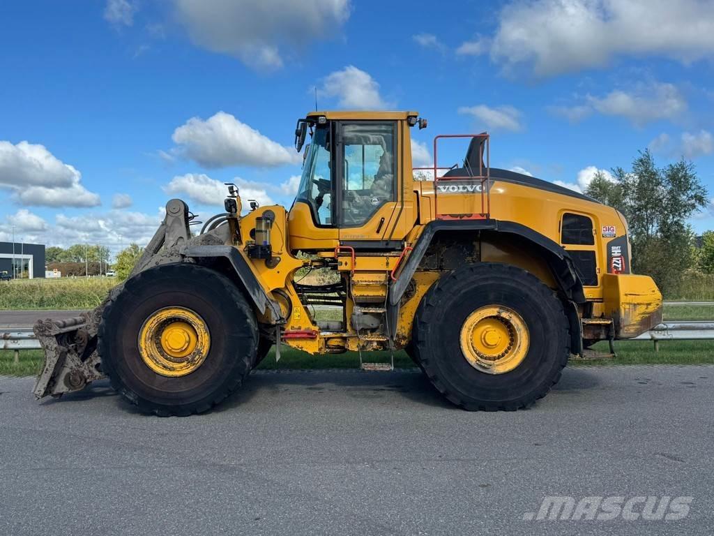 Volvo L220H Колесни товарачи