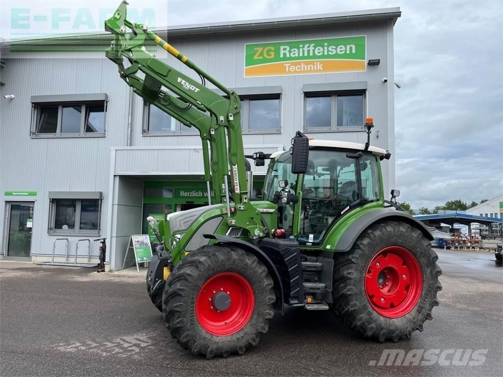 Fendt 516 Vario Трактори