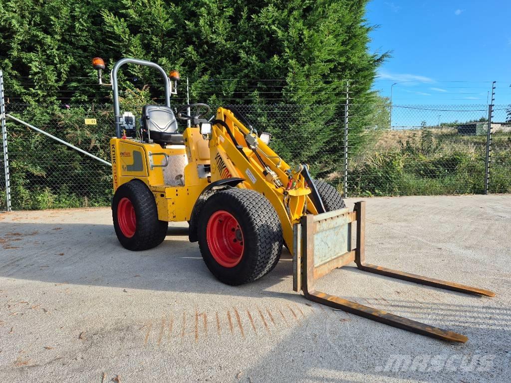 Knikmops KM 130 Колесни товарачи
