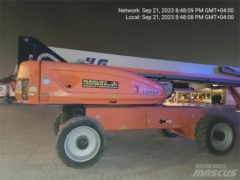 JLG 1350SJP Телескопични повдигачи
