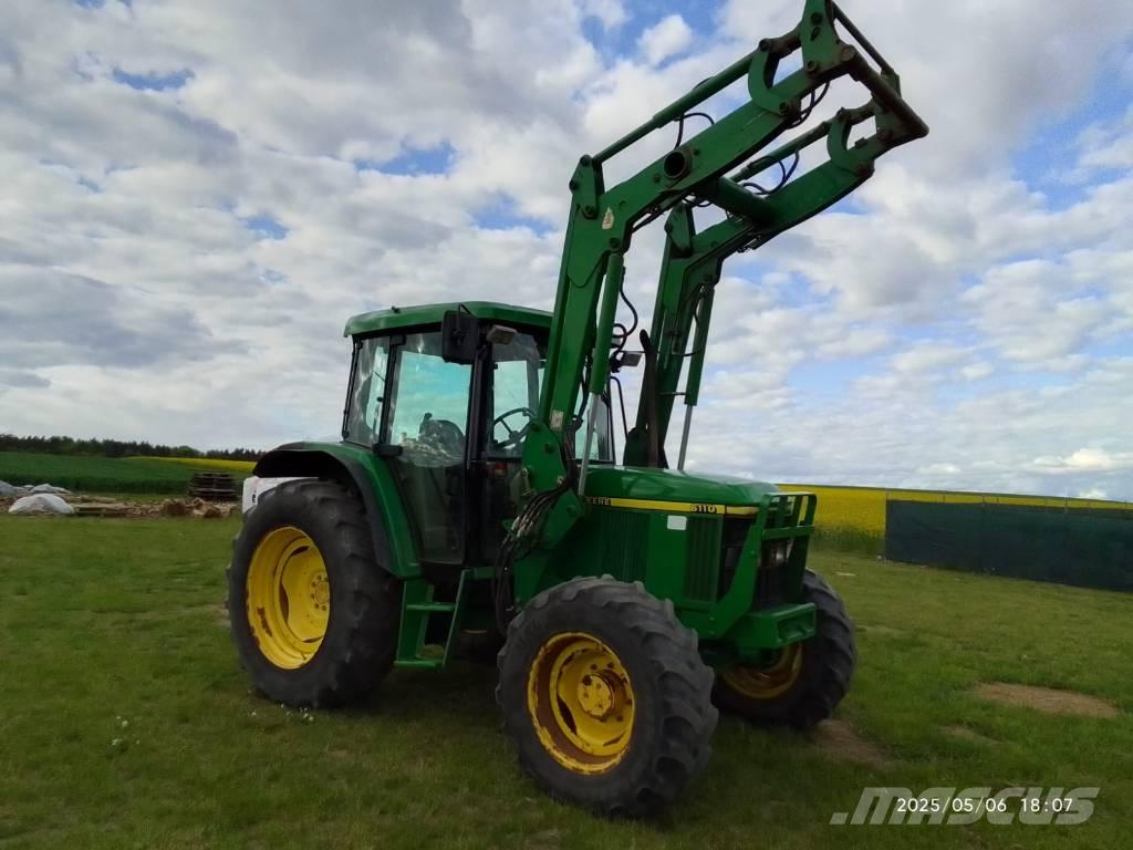 John Deere 6110 SE Трактори