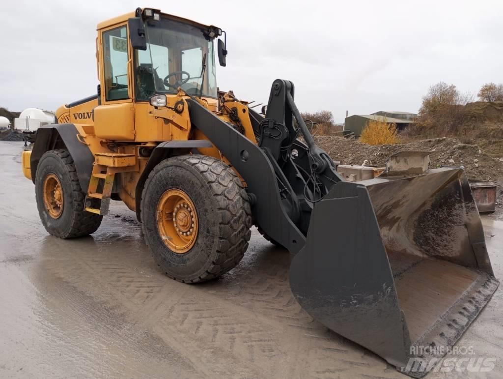 Volvo L 90 E Колесни товарачи