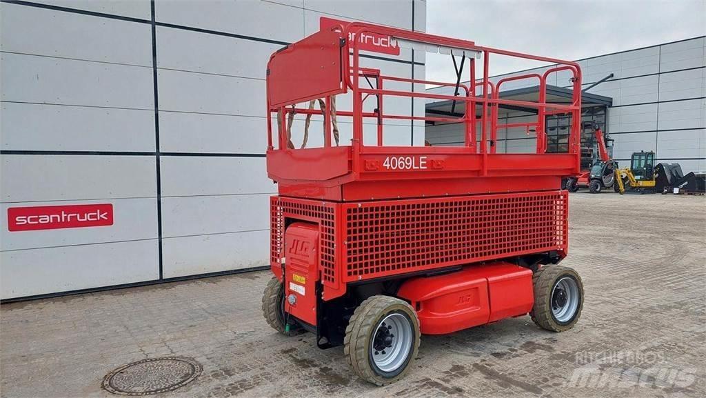 JLG 4069LE Ножични работни платформи