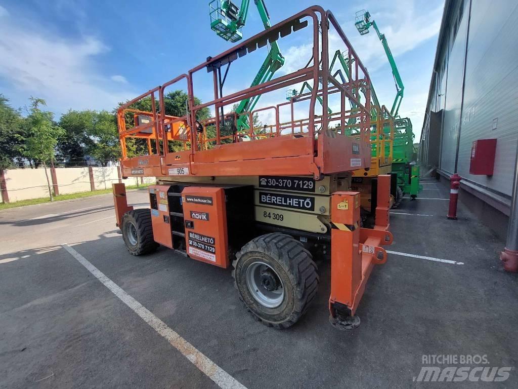 JLG 330 LRT Ножични работни платформи