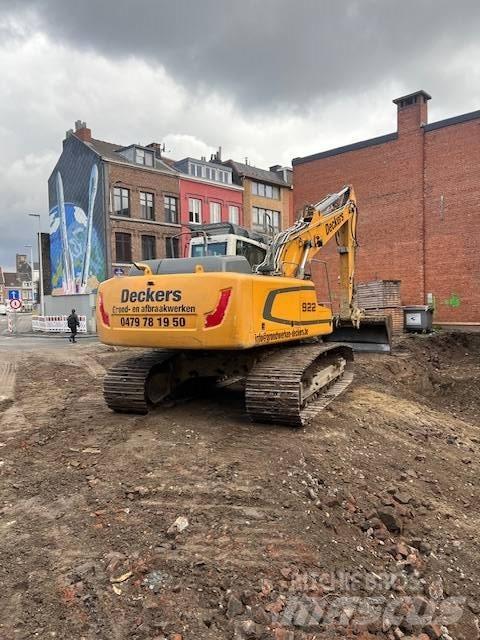 Liebherr 922 Верижен екскаватор